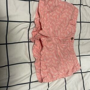 Pink feather shorts from old navy, size 12, barely worn.
